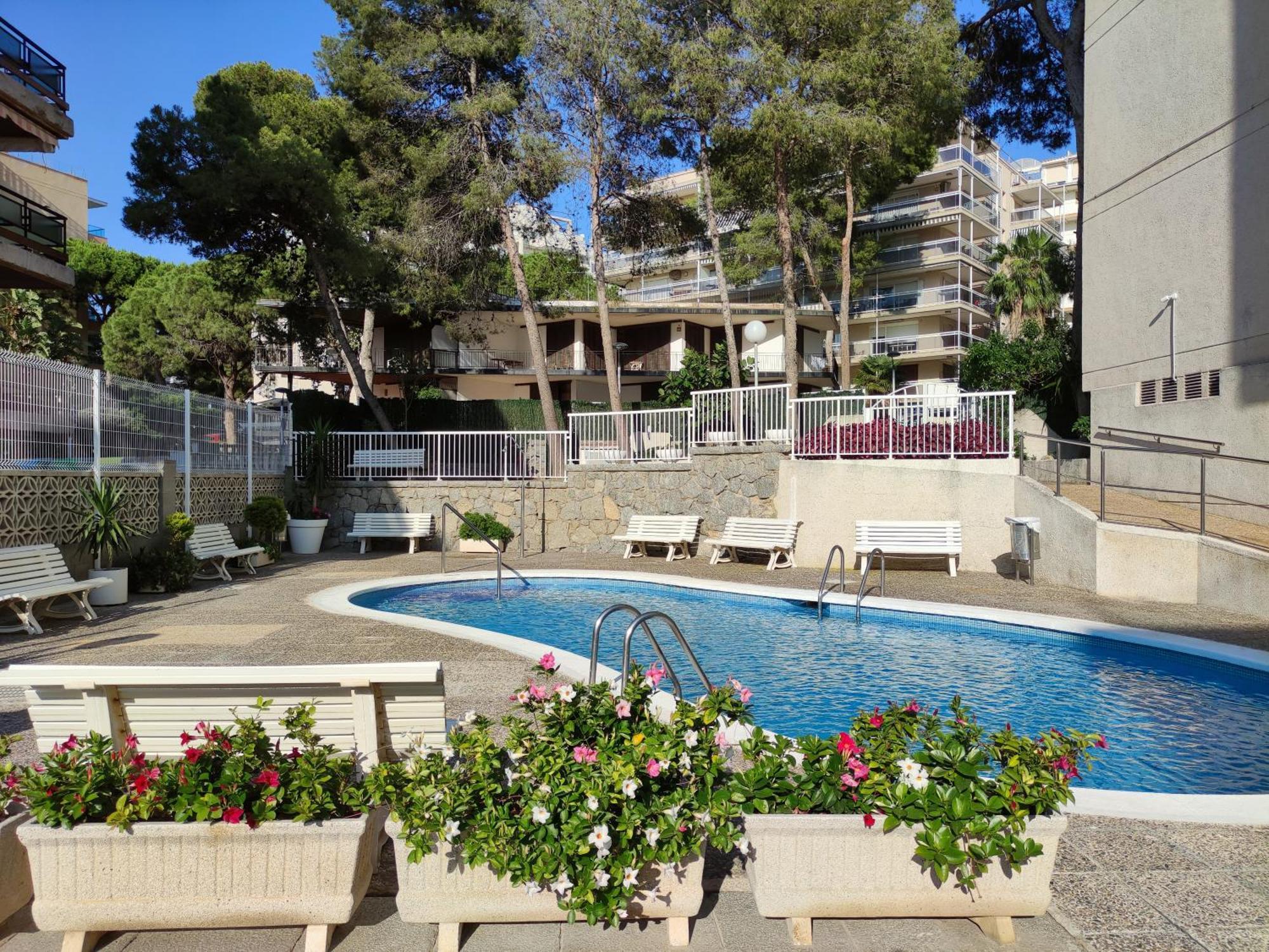 Paradis Salou, centro turístico, WIFI, piscina, vistas al mar Exterior foto